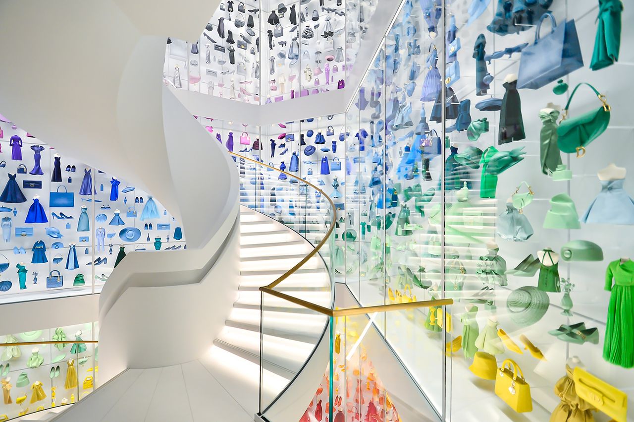 Metal Galerie Dior1.jpg