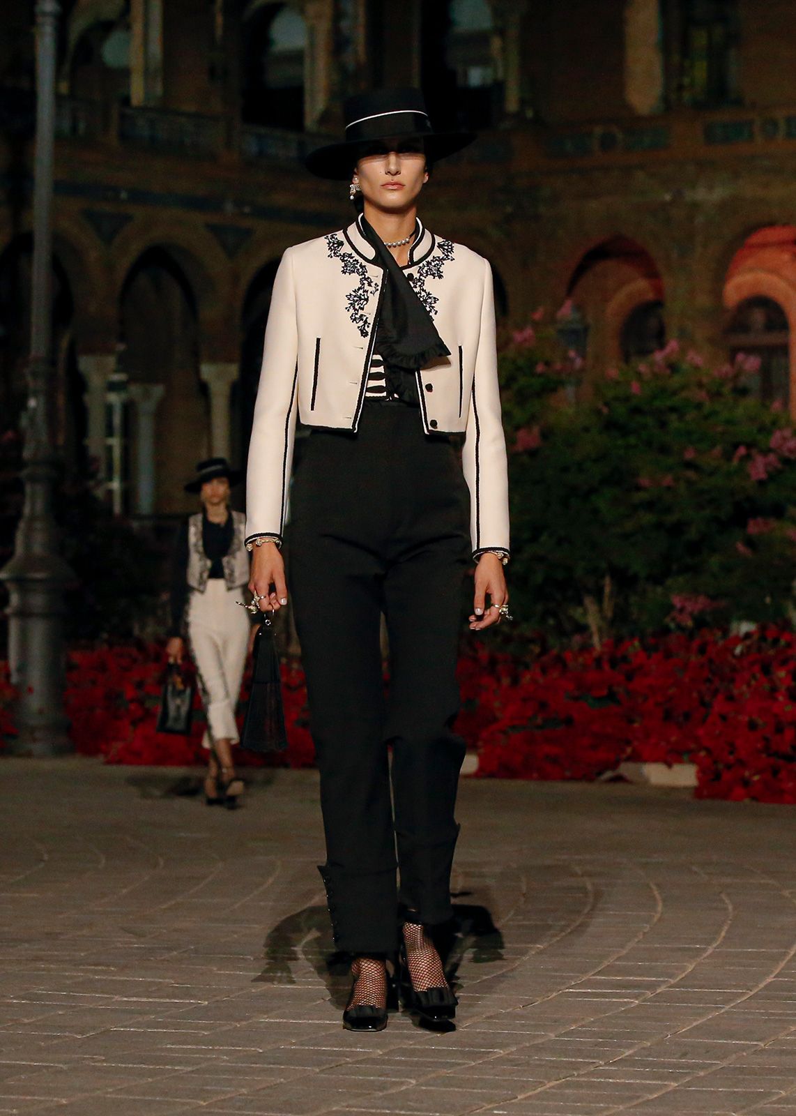 Dior Cruise2023 Metalmagazine 3.jpg