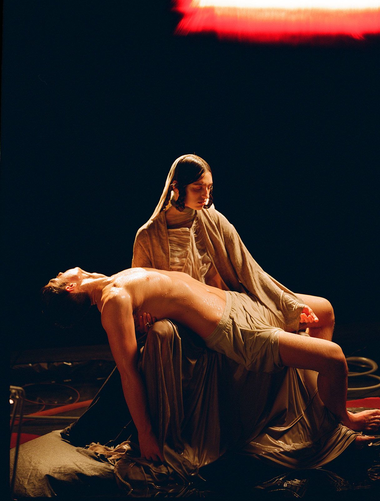 Narcissus in Blur Metalmagazine 4.jpg