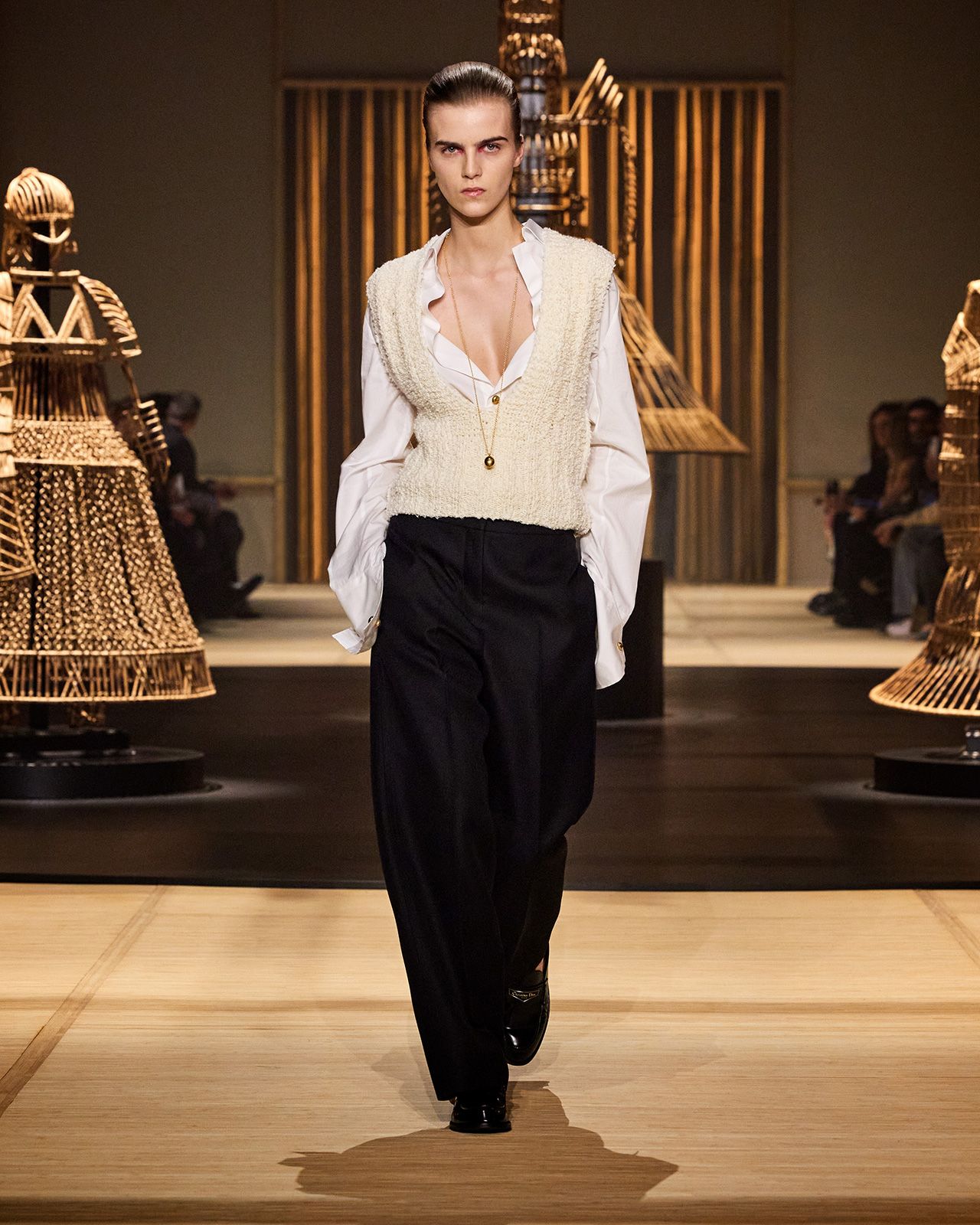 Dior_FW_24_24.jpg