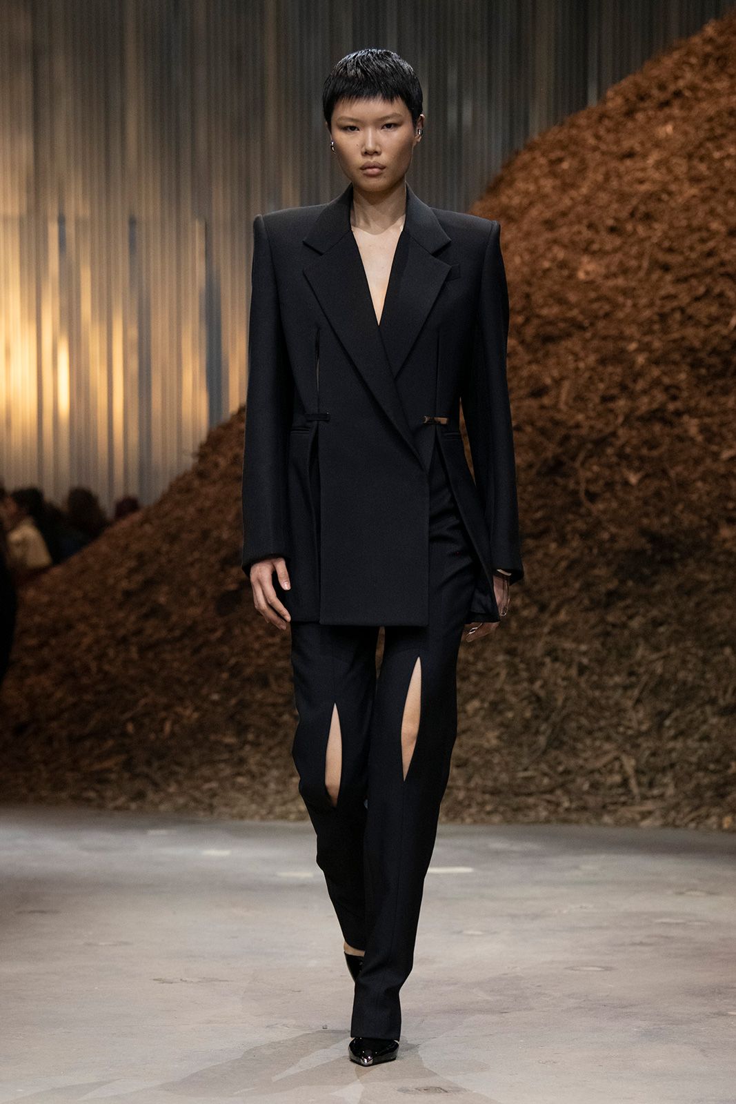 Alexander Mc Queen Fw 2022 Metalmagazine 4.jpg