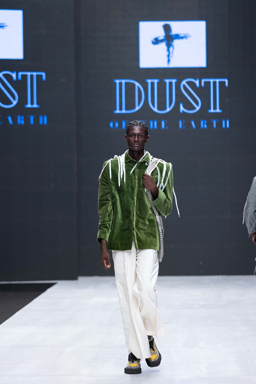 Dust-of-the-earth_5 2.jpg