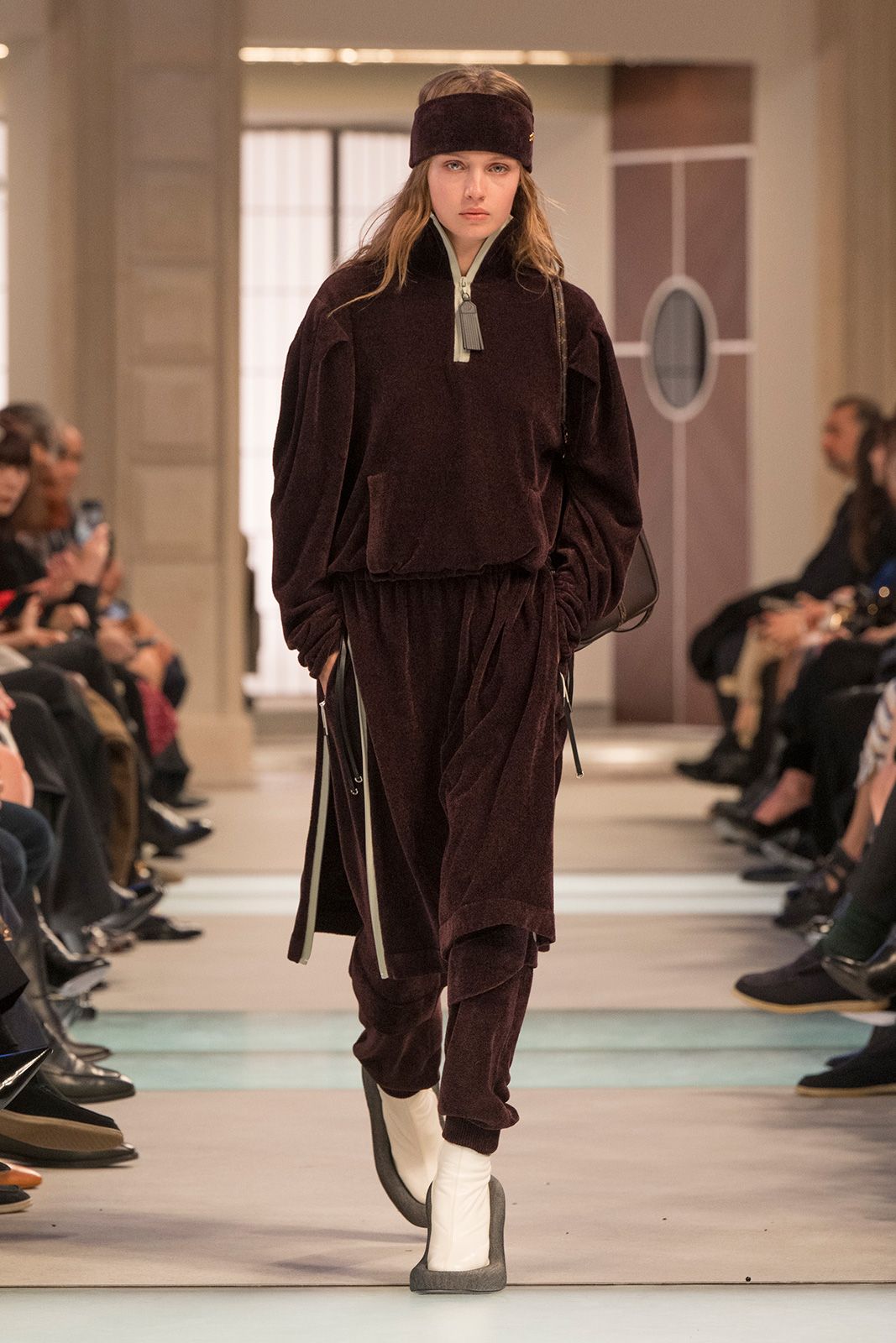 LV_AW25_Look_16.jpg