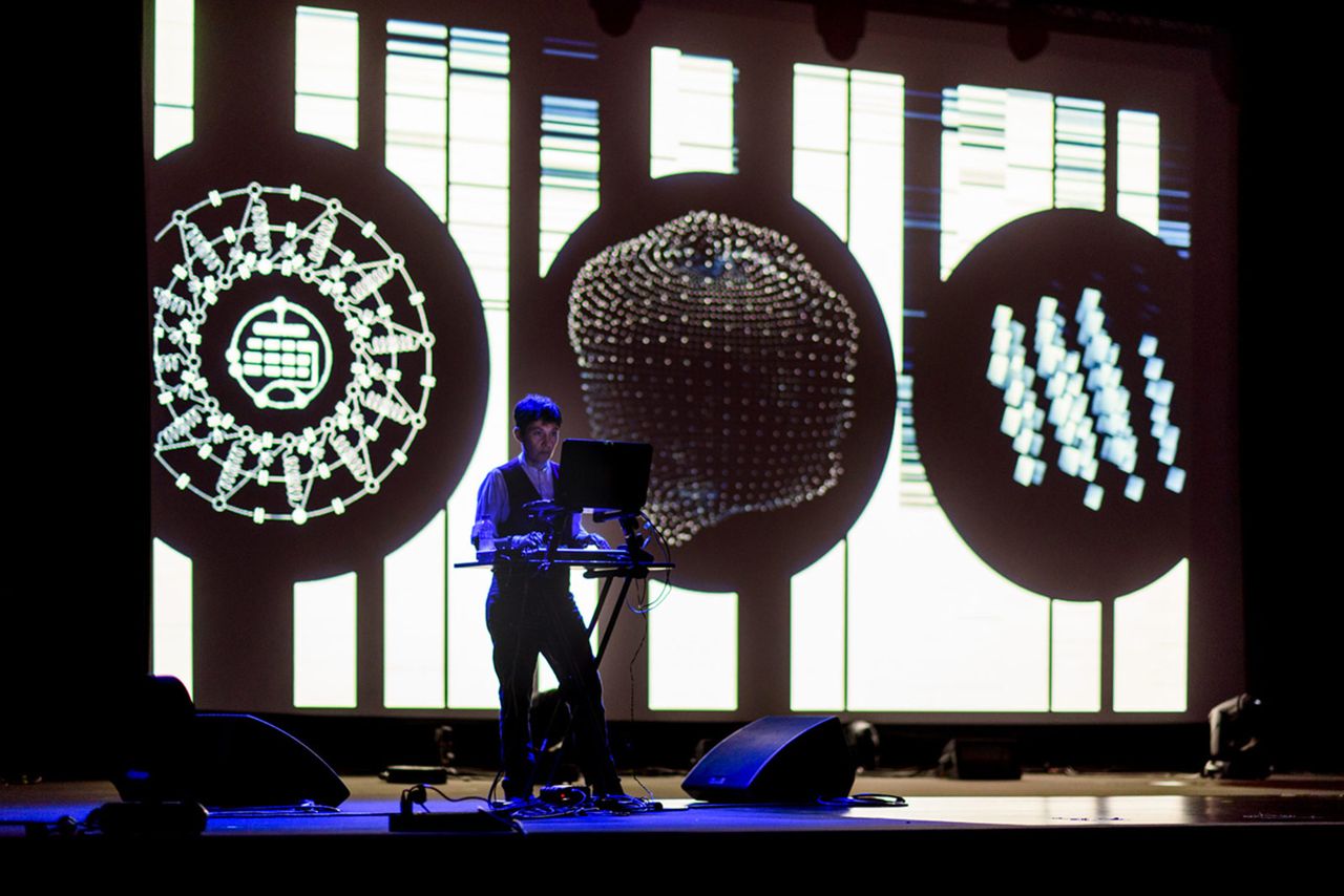 Luciusworkhere Sonarcomplex Thursday Sonar2018 Arielmartini 1175.jpg