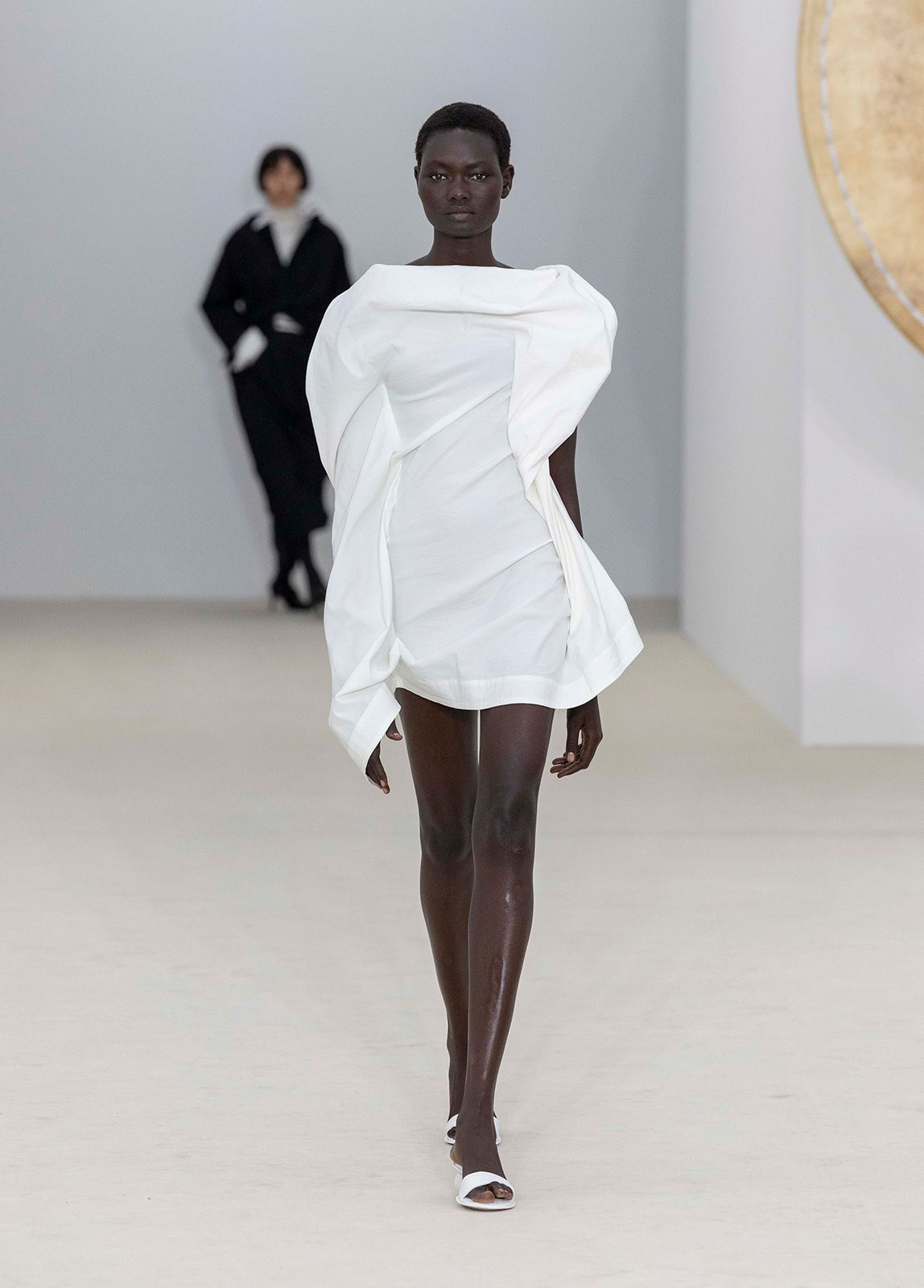 ISSEY-MIYAKE_SS26_18.jpg