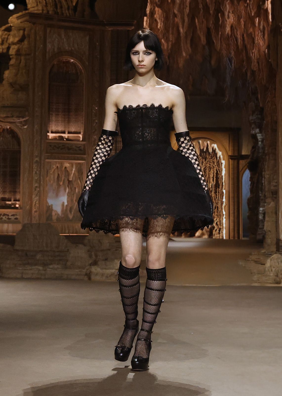 Dior Rtw S S23 Look 10.jpg