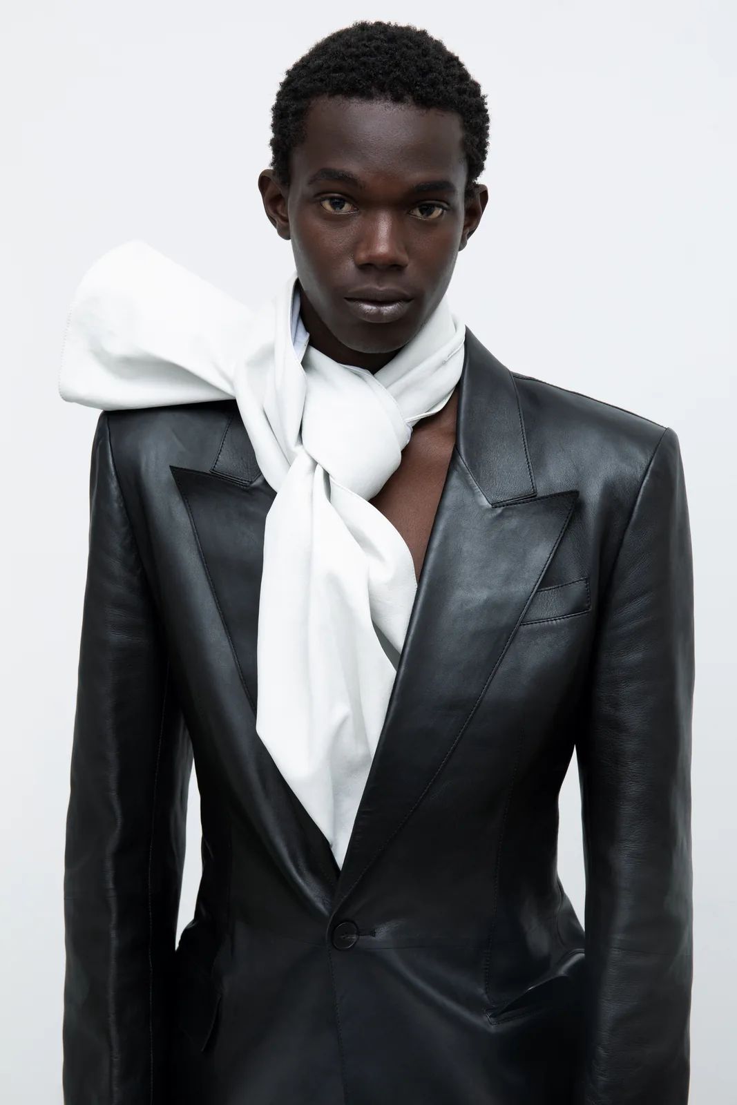 metal-editorial-jonathan-llense-09.webp