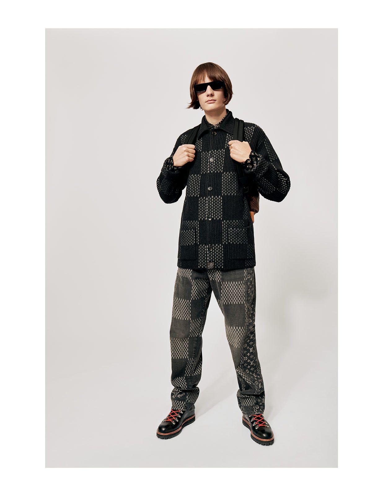 Louis Vuitton L V2 Metalmagazine 15.jpg