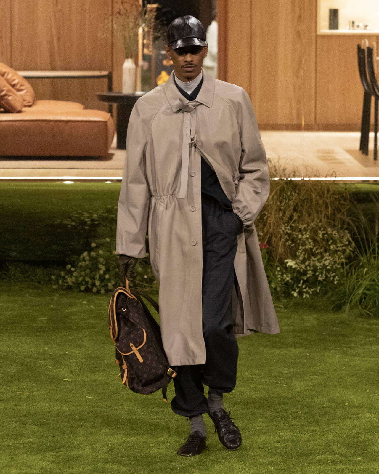 LOUIS-VUITTON-MEN-FALL-WINTER-2026_10.jpg