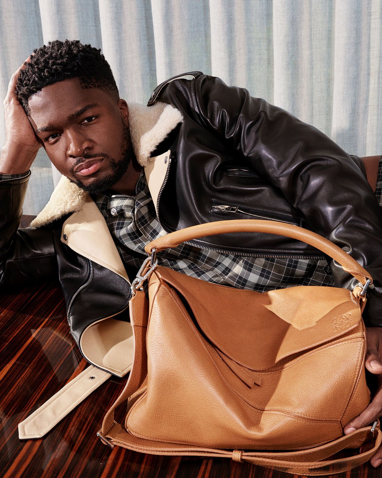LOEWE_FW25_PRECO_MAIN_CAMPAIGN_RGB_CROPPED_4X5_36.jpg