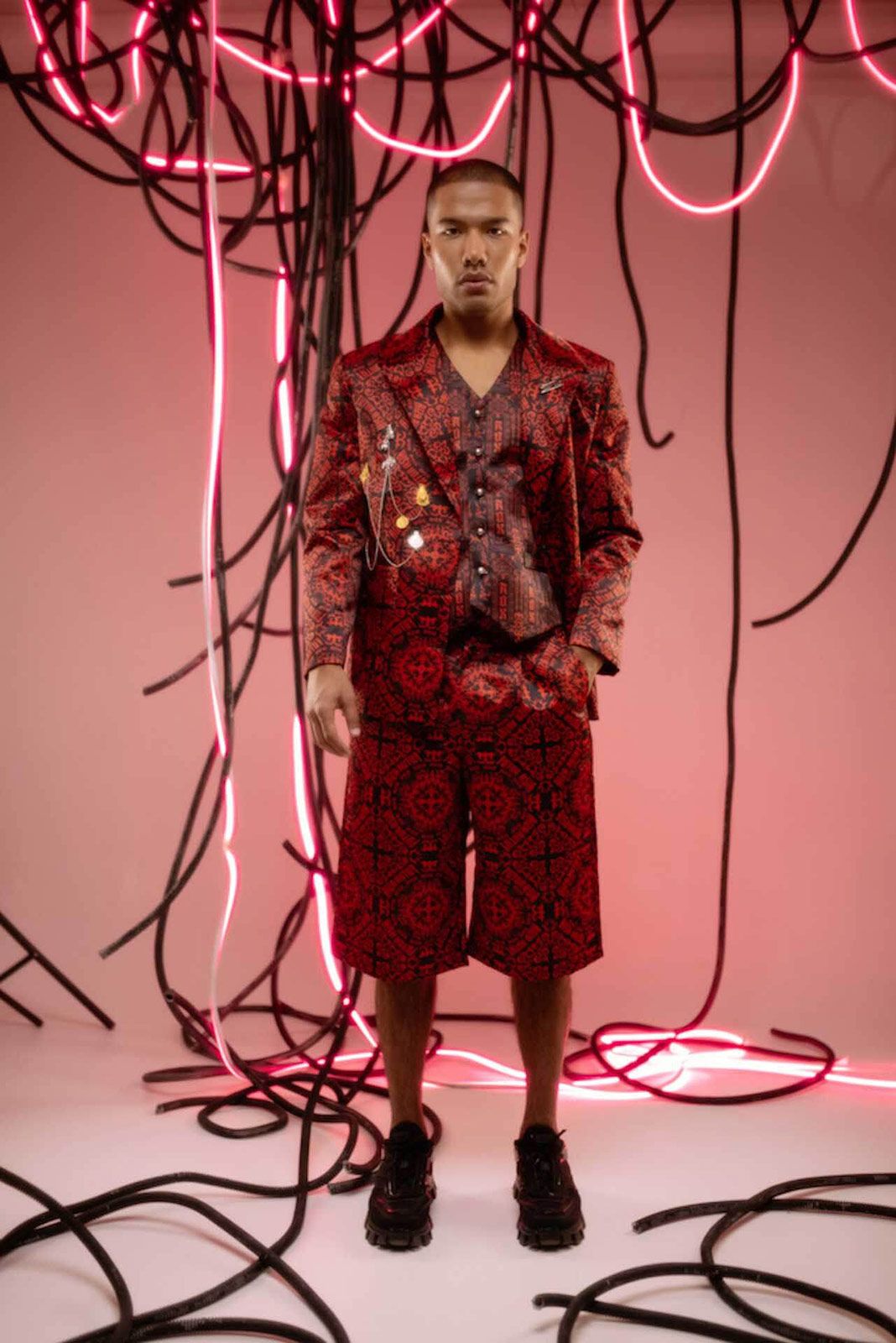 Roxwear Metalmagazine 1.jpg