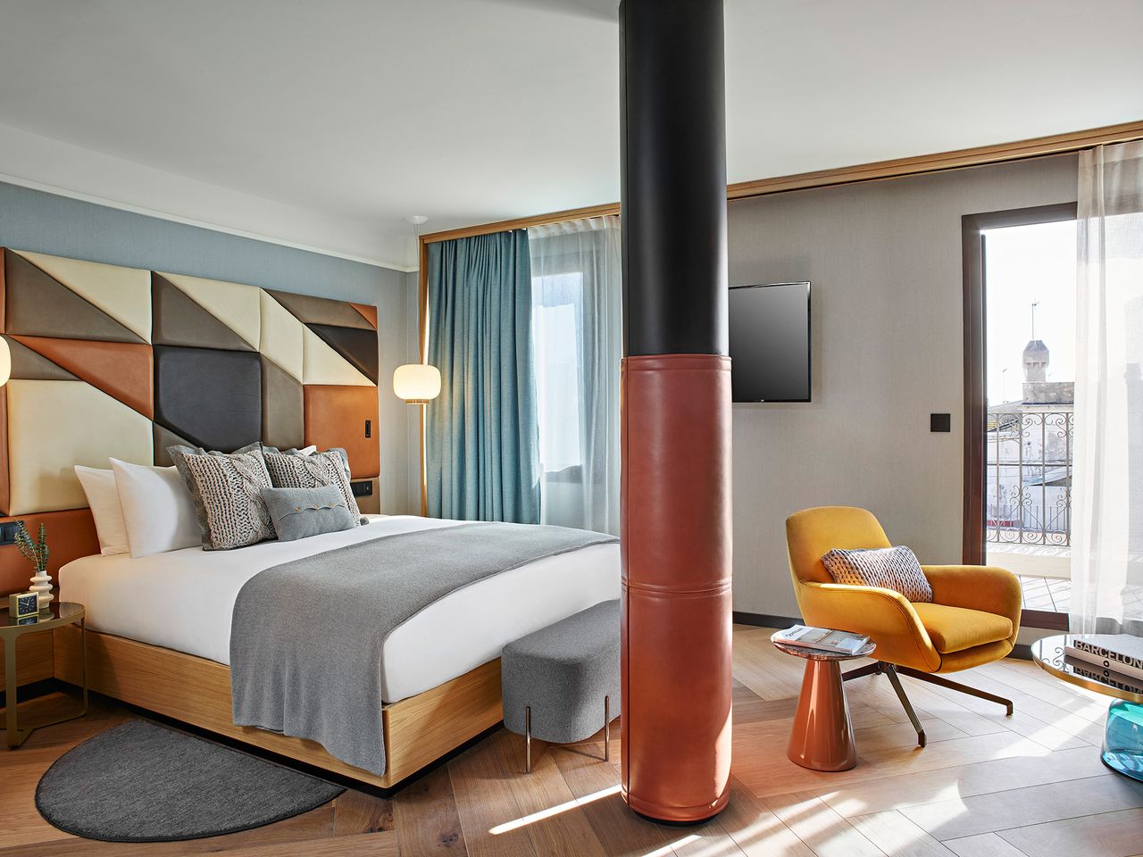Kimpton Vividora Metalmagazine 4.jpg