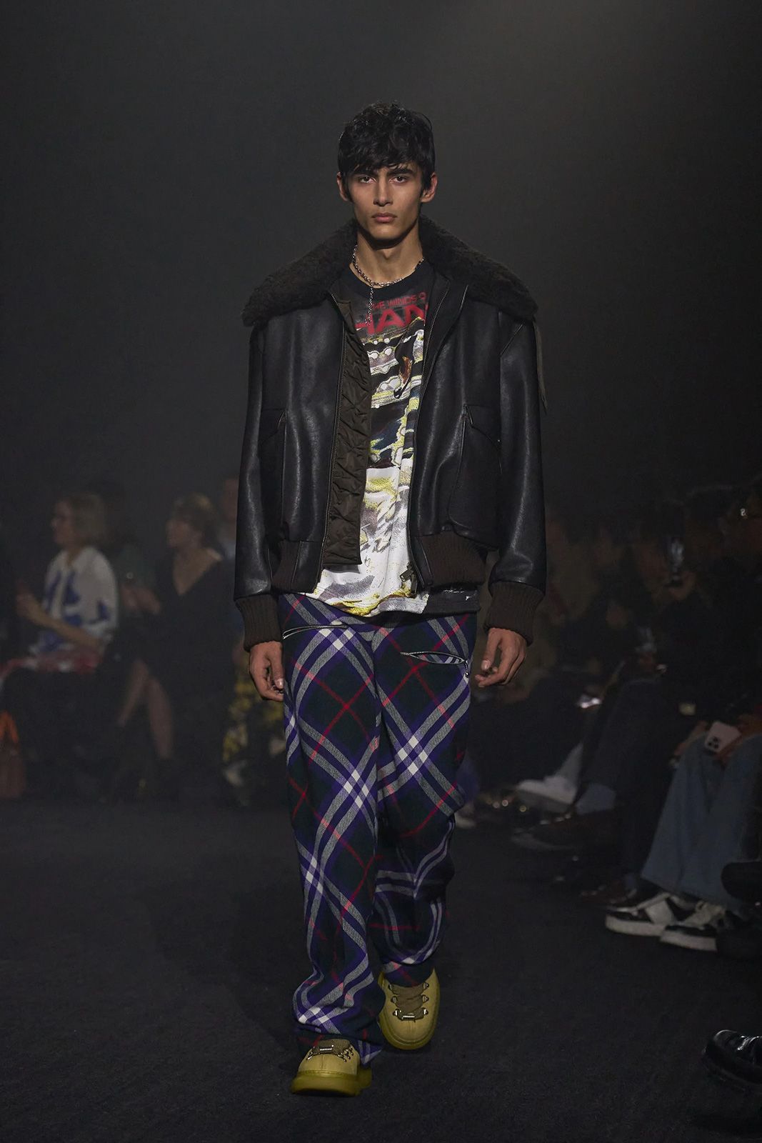 Burberry Fall 2023 Ready to Wear Gorunway 14.jpg