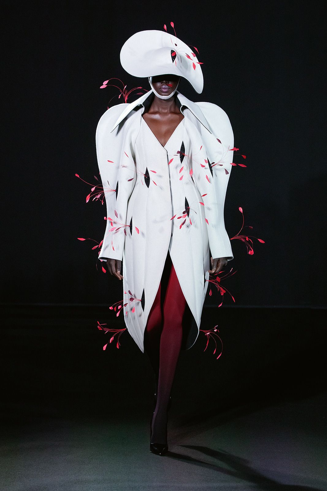 Robert Wun Ss23 10.jpg
