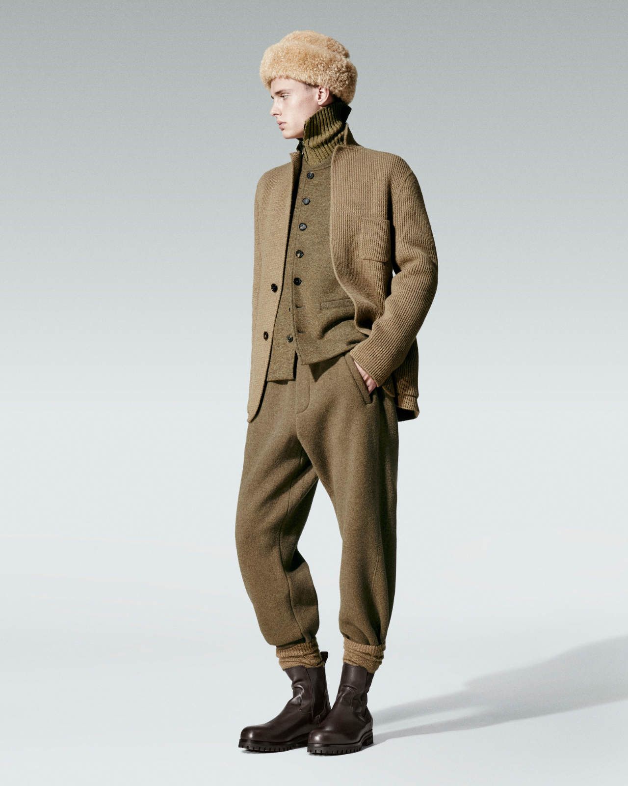 Loro_Piana_Fall_Winter_2026-2027_Mens_Collection_Look_7.jpg