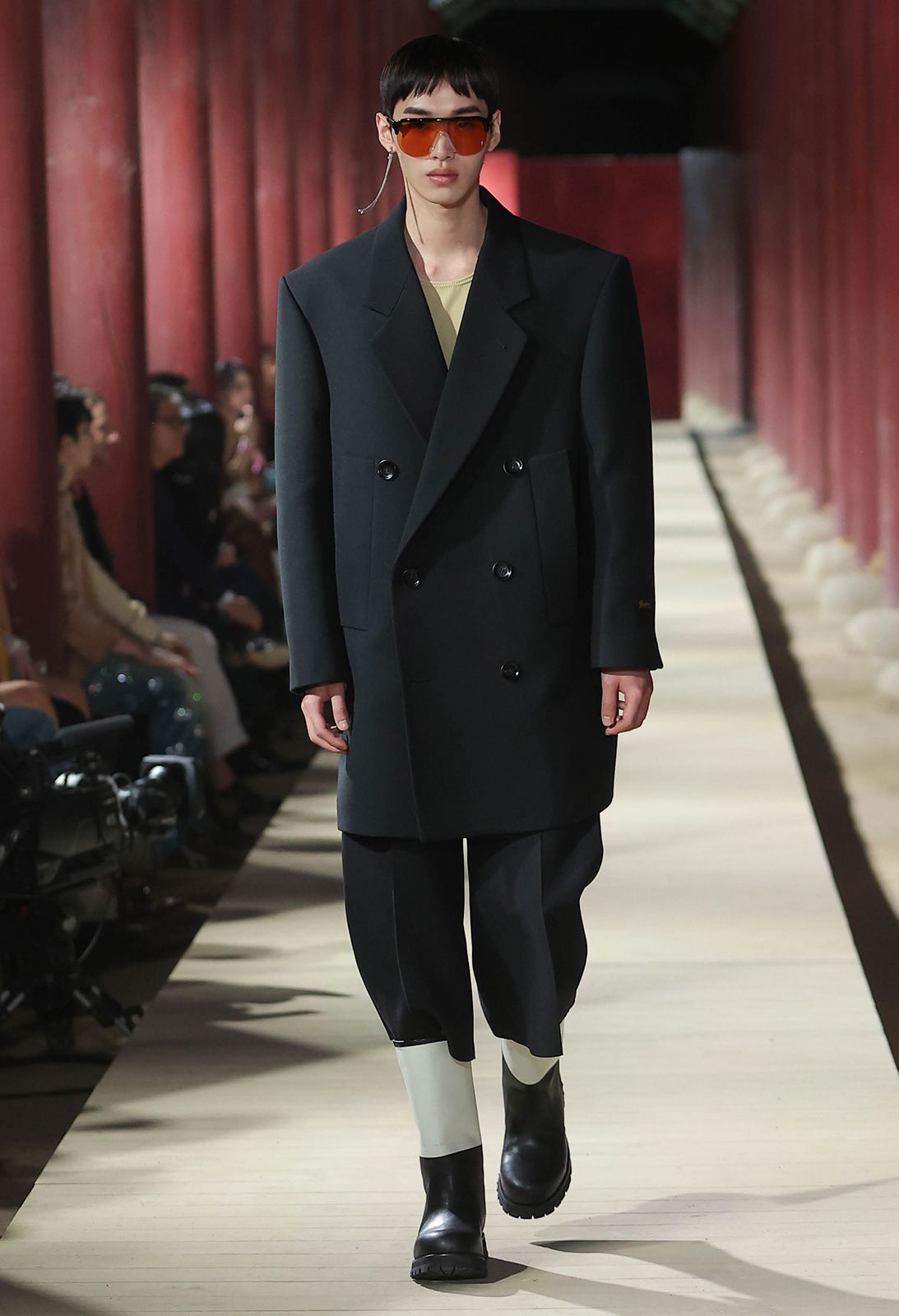 Metal Gucci Cruise 2024 30.jpg