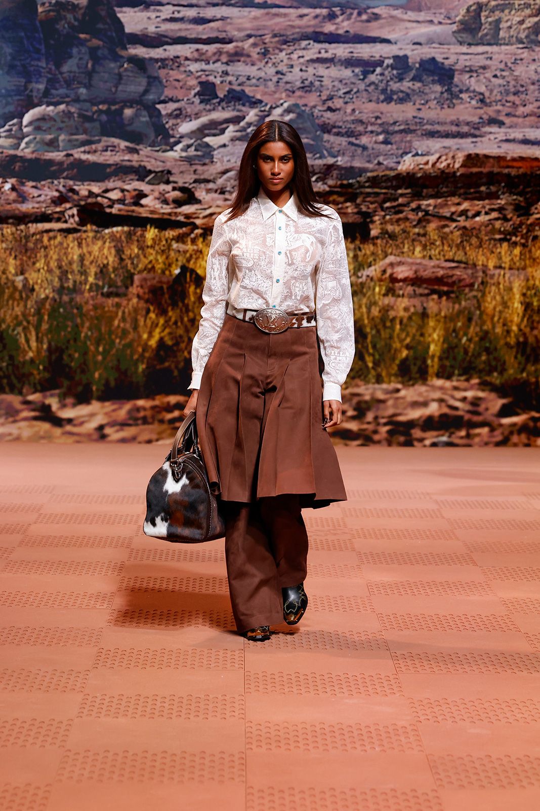 LOUIS_VUITTON_MENS_FALL_WINTER_2024_12.jpg