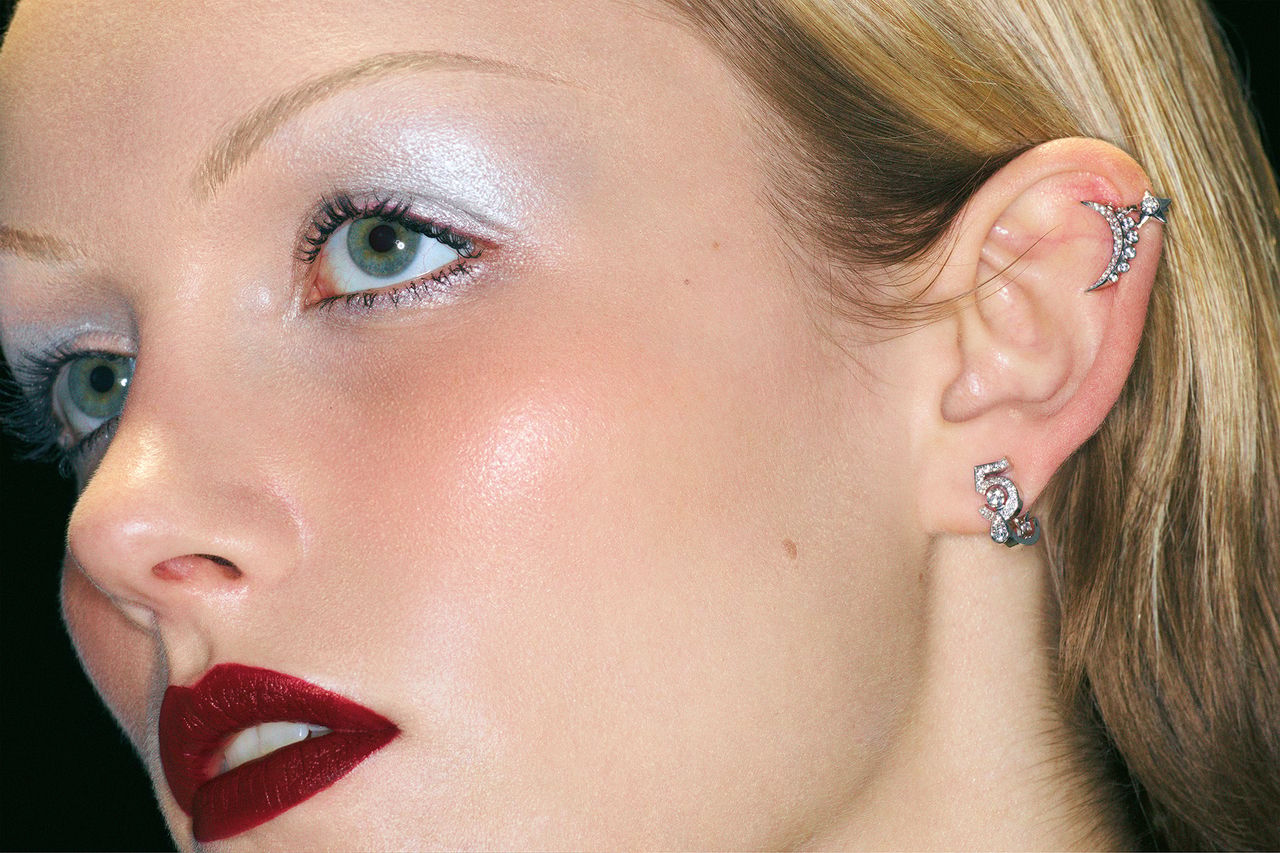 METAL-51-Chanel-Beauty-Editorial-7.jpg