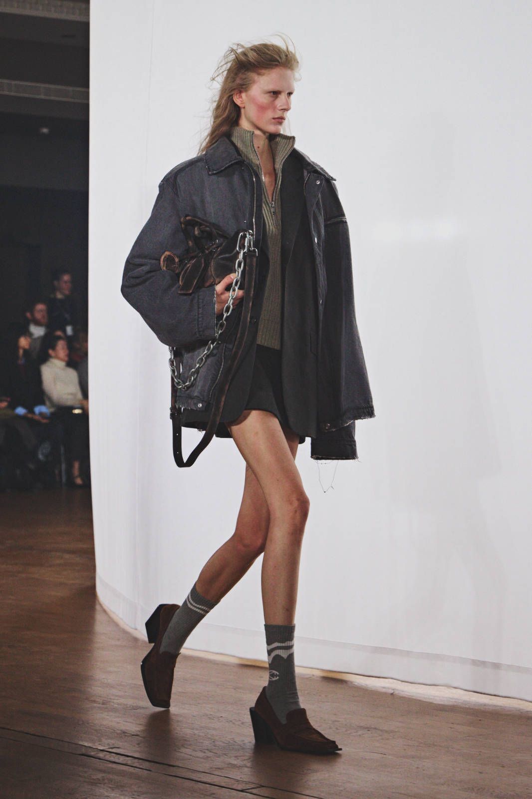 Camperlab_fw26_runway_press_look_04.jpg