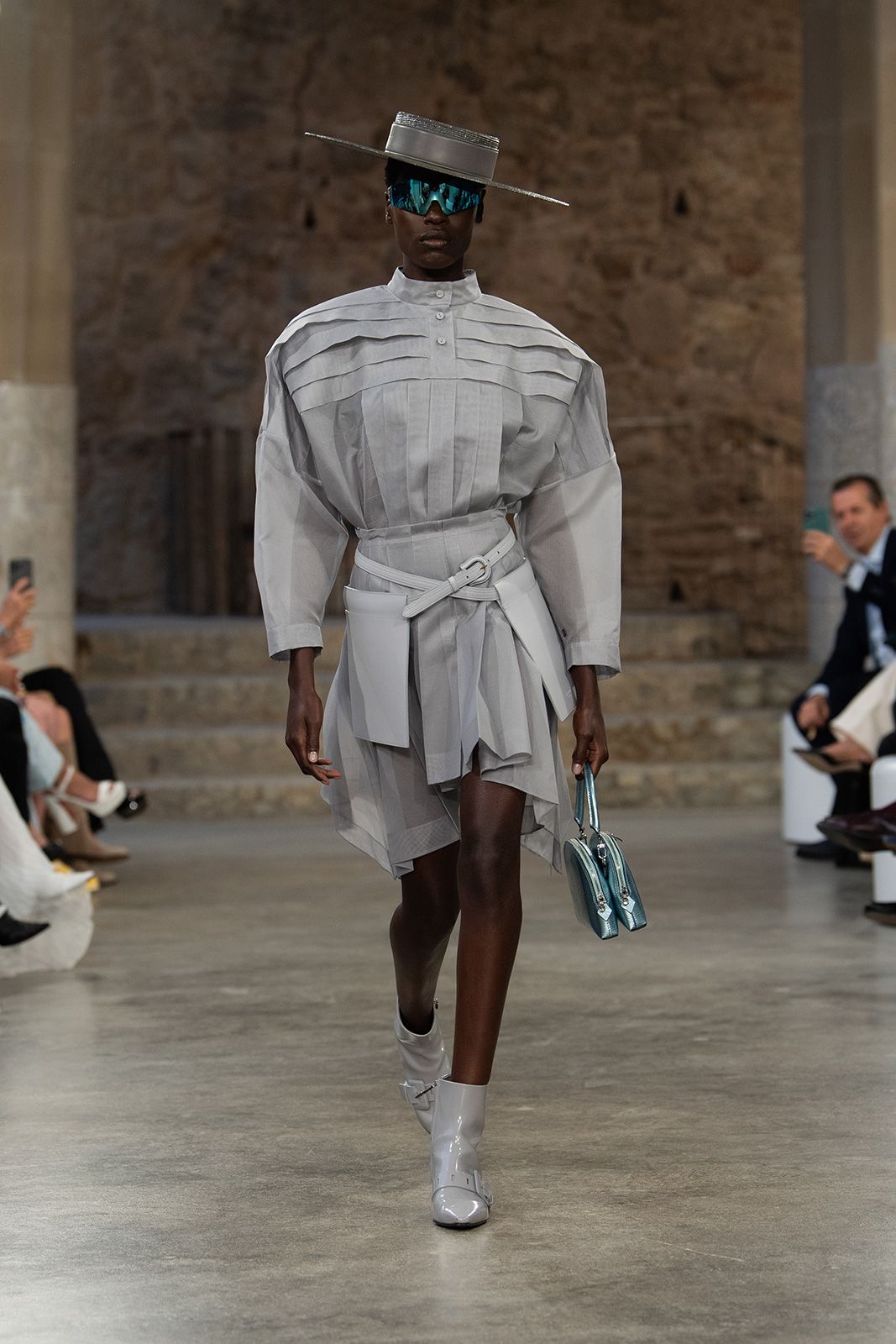 Louis-Vuitton_CR25_6.jpg