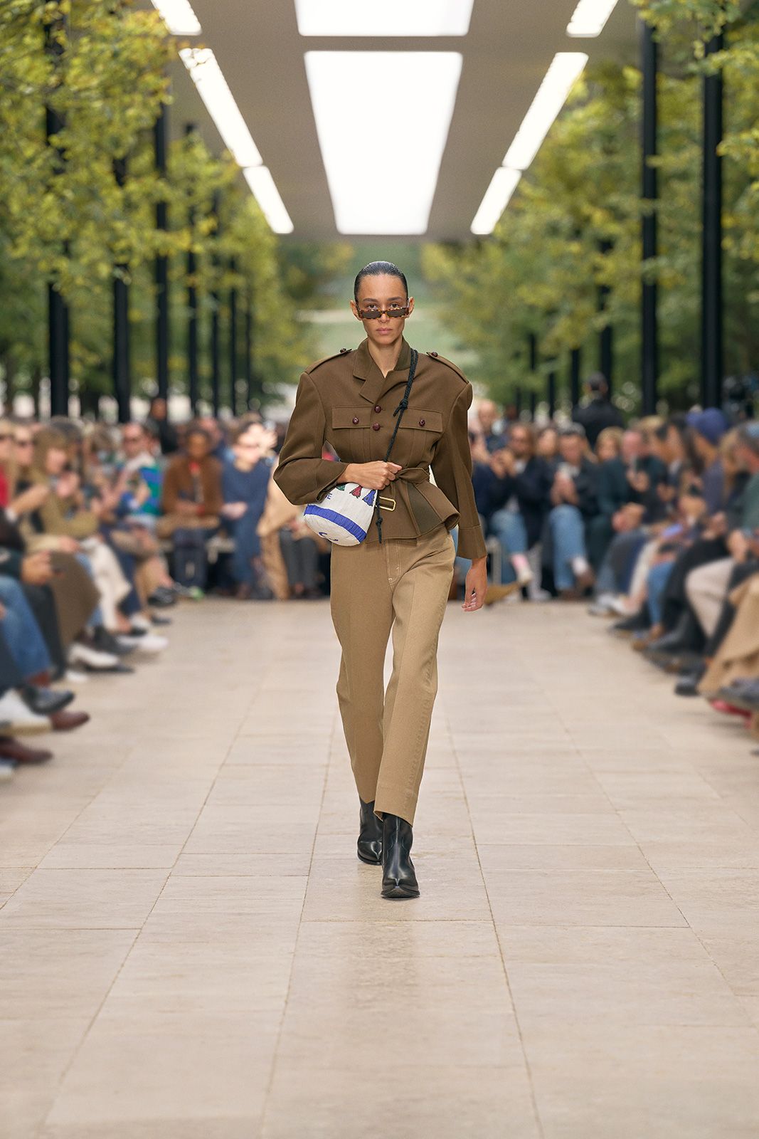 Celine-S26-look-20.jpg