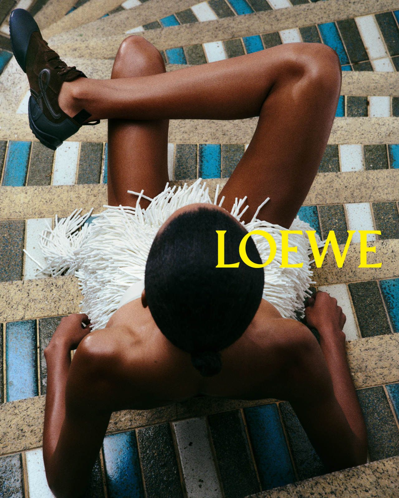 LOEWE SS26 CAMPAIGN MODEL 4.jpg