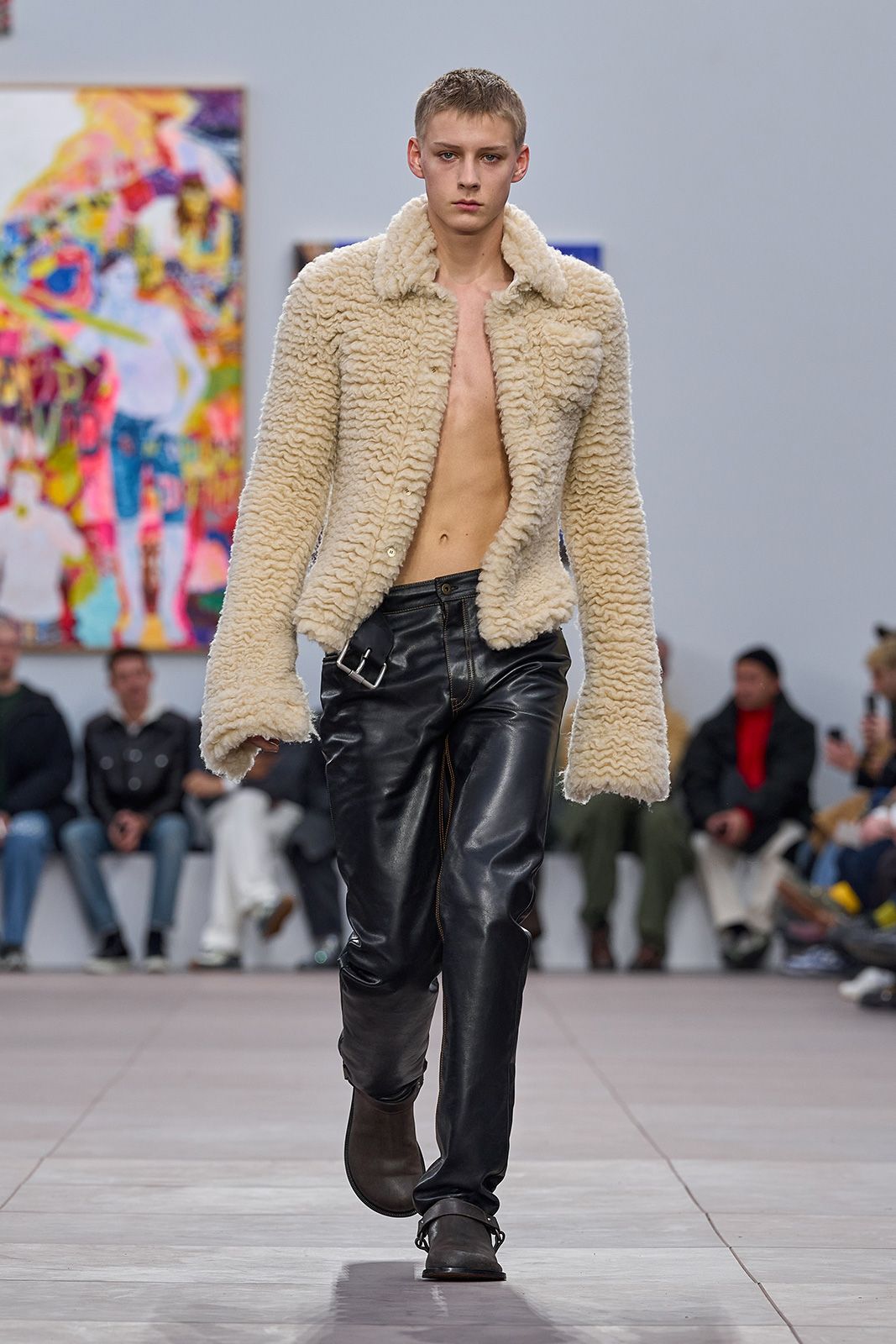 LOEWE_FW24_MW_SHOW_29.jpg