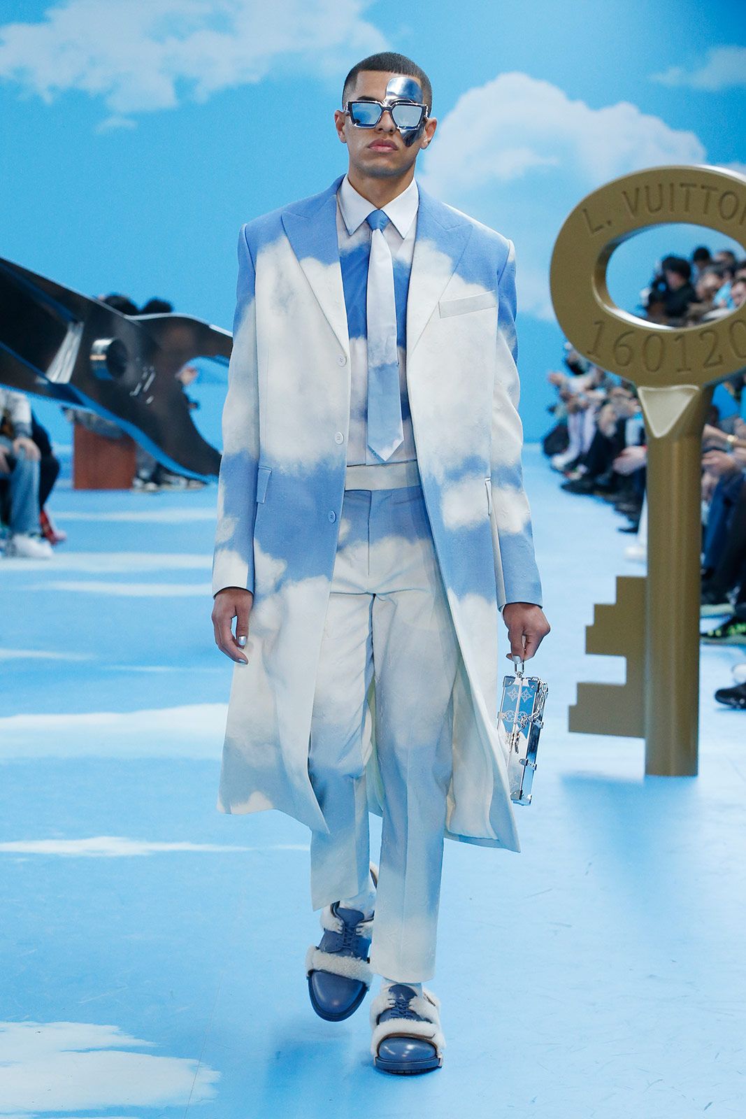 Louis Vuitton F W20 Metalmagazine 31.jpg