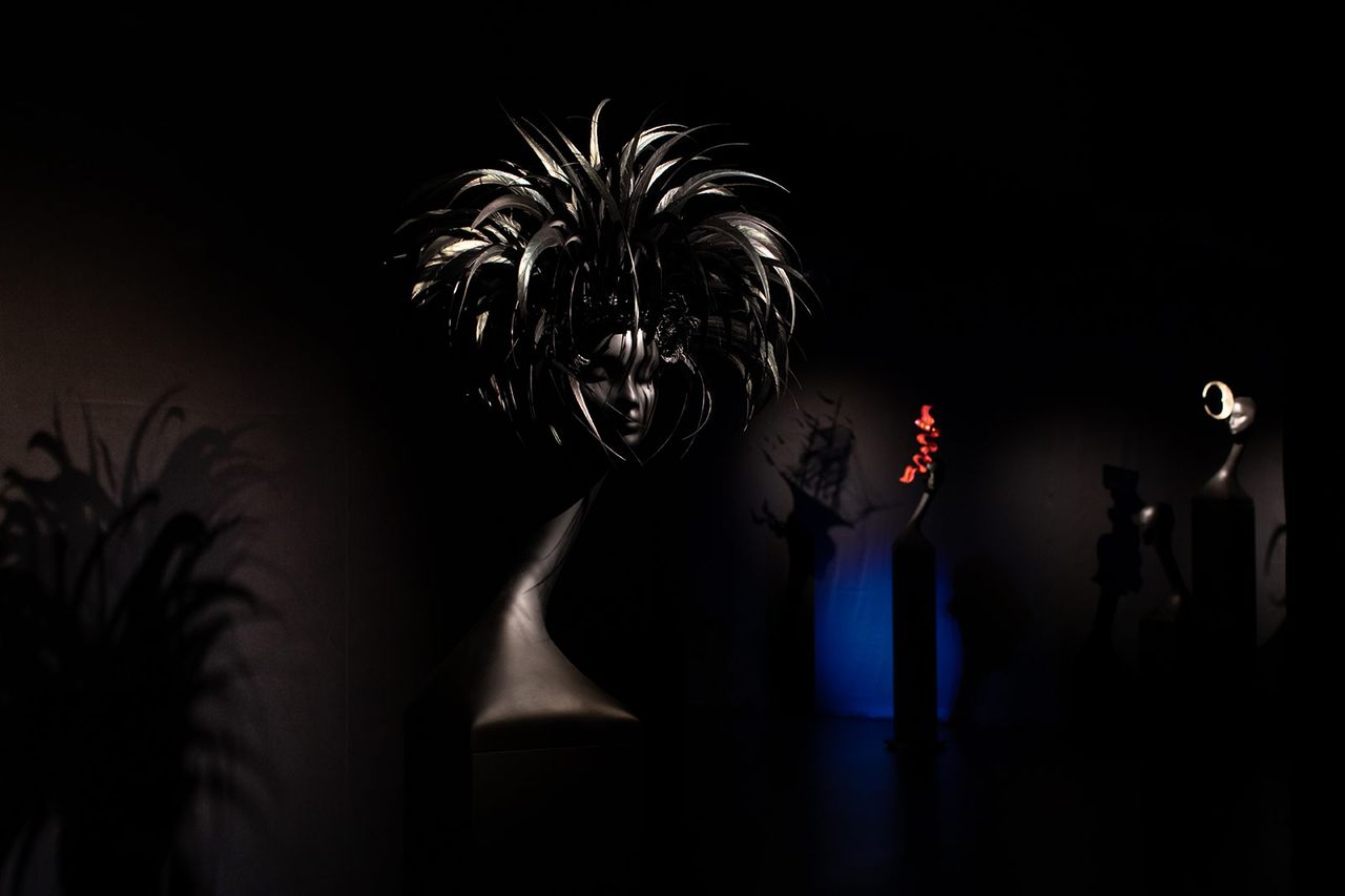 Philip Treacy Metalmagazine 1.jpg