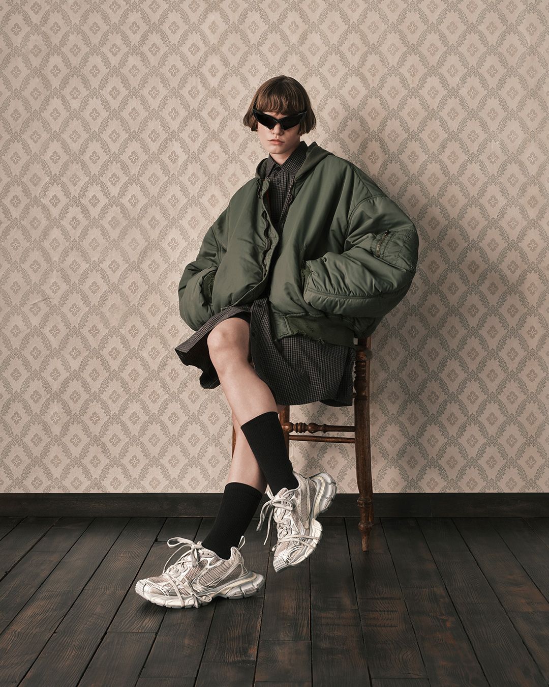BALENCIAGA-3XL-SNEAKER-CAMPAIGN-IMAGE-NO-LOGO-2.jpg