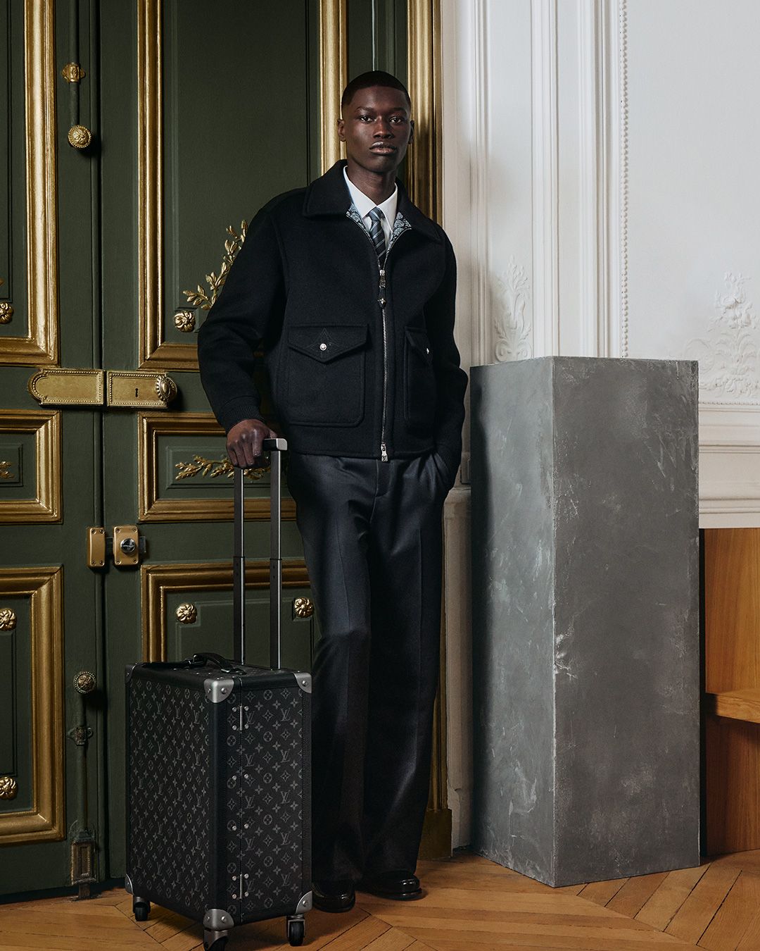 LOUIS-VUITTON-MENrsquo;S-NEW-FORMAL-FALL-WINTER-2025-LOOK-8.jpg