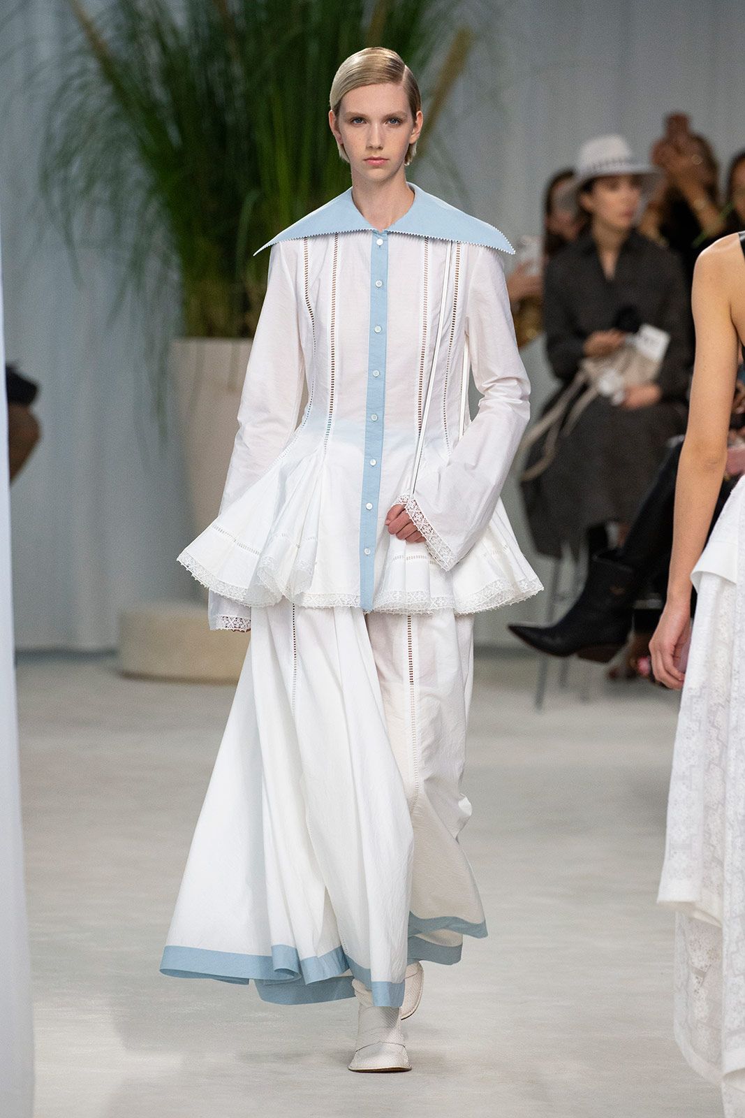 Loewe Women S S20 Look 11.jpg