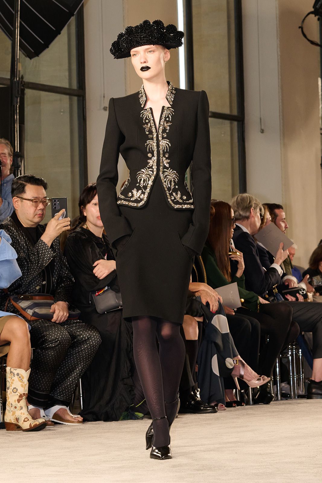 SCHIAPARELLI_HC_FW2526_1.jpg