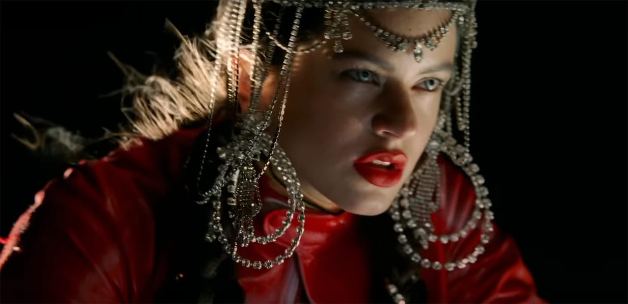Rosalia De Aqui No Sales 3.jpg