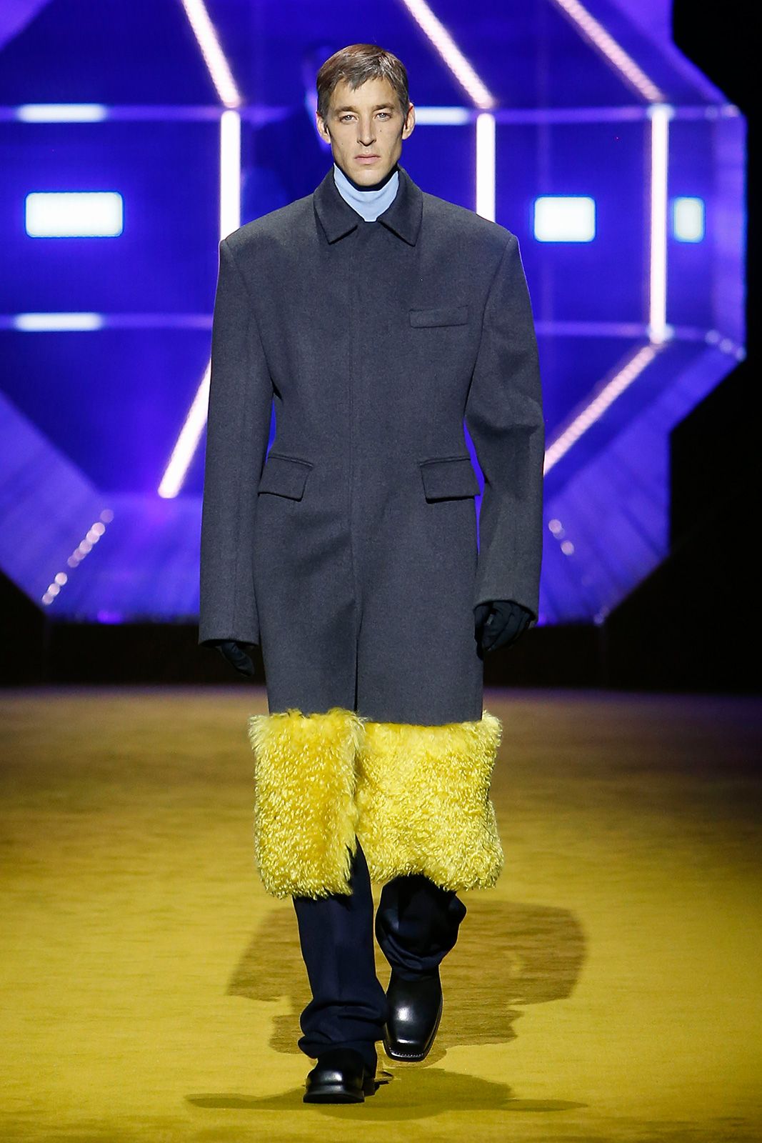 Prada Uomo F W22 Look45.jpg