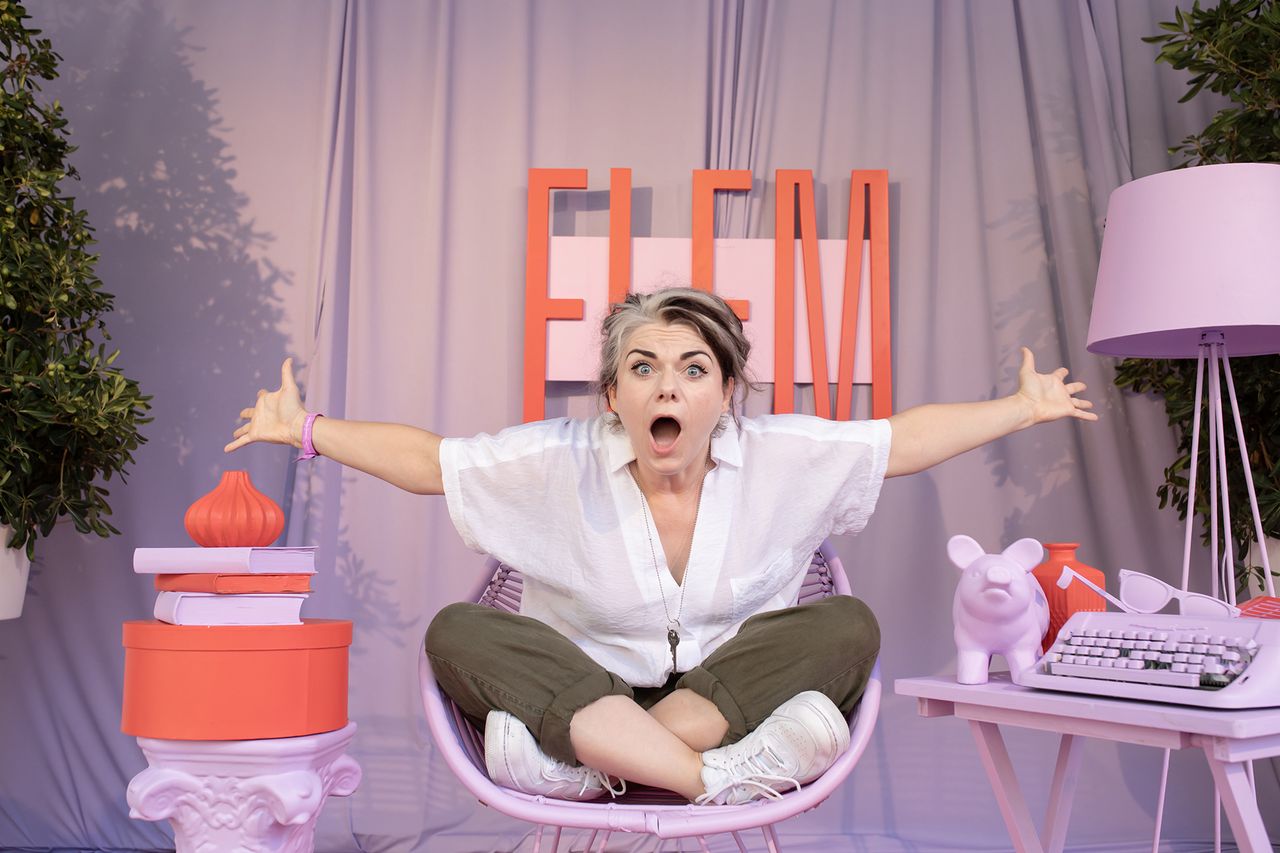 Caitlin Moran Metalmagazine 4.jpg