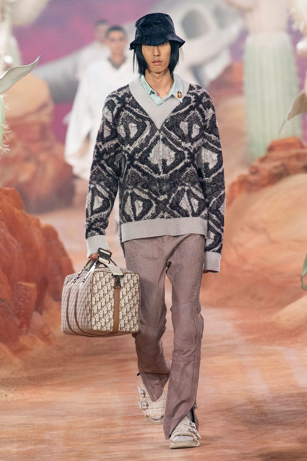 Dior Men Summer 2022 Metalmagazine 28.jpg