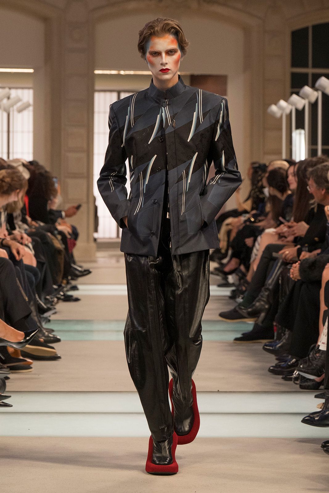 LV_AW25_Look_33.jpg