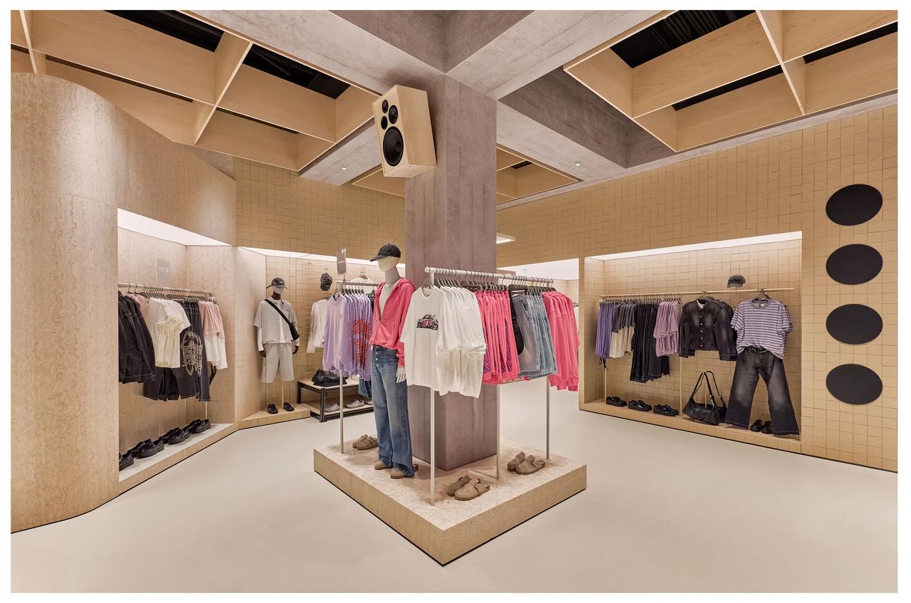 metal-bershka-edit-18.webp