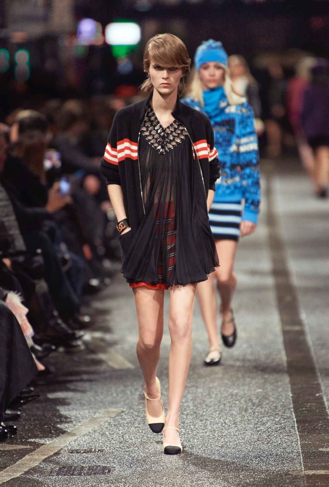 Chanel Metiers D Art 2024 20.jpg