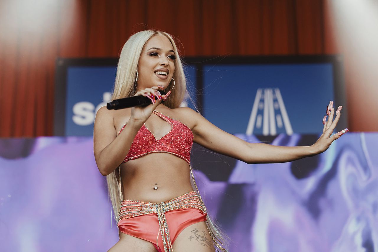 1 Badgyal Sonarvillage Nereacoll.jpg