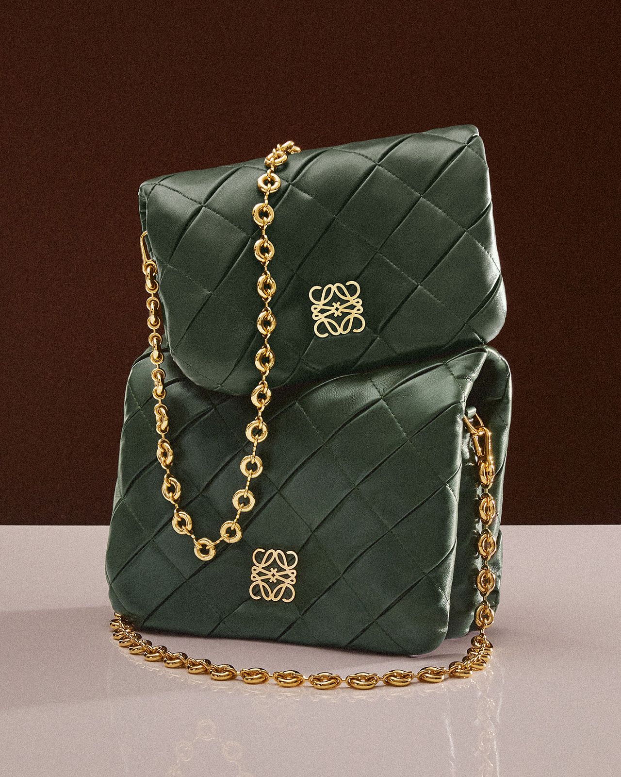 Loewe S S24 Preco Gifting Themes Rgb Cropped 4 X5 23.jpg