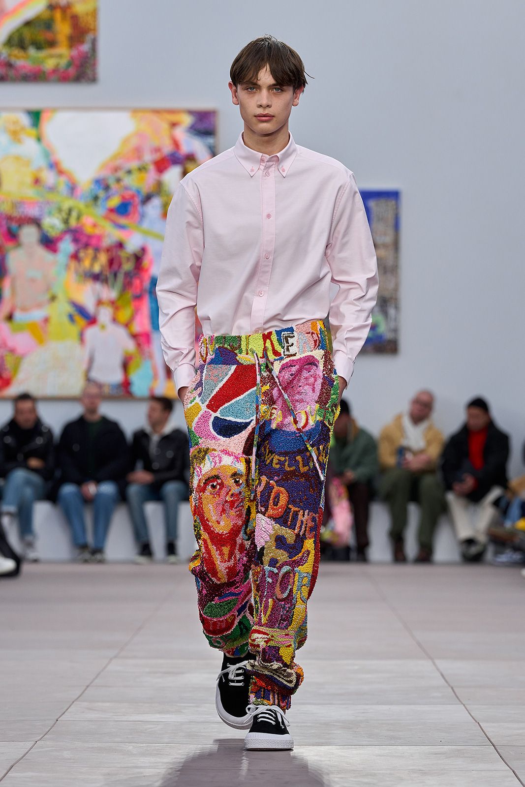 LOEWE_FW24_MW_SHOW_27.jpg