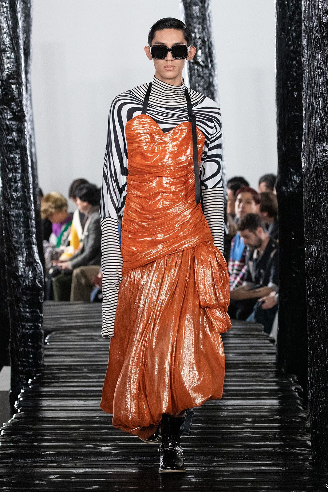 Loewe Men F W20 Metalmagazine 17.jpg