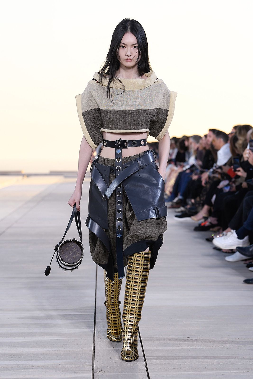 Louis Vuitton Cruise 2023 Metalmagazine 26.jpg