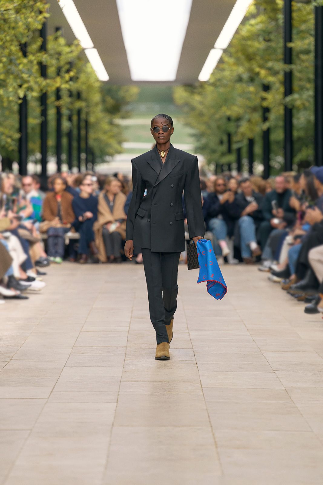 Celine-S26-look-03.jpg