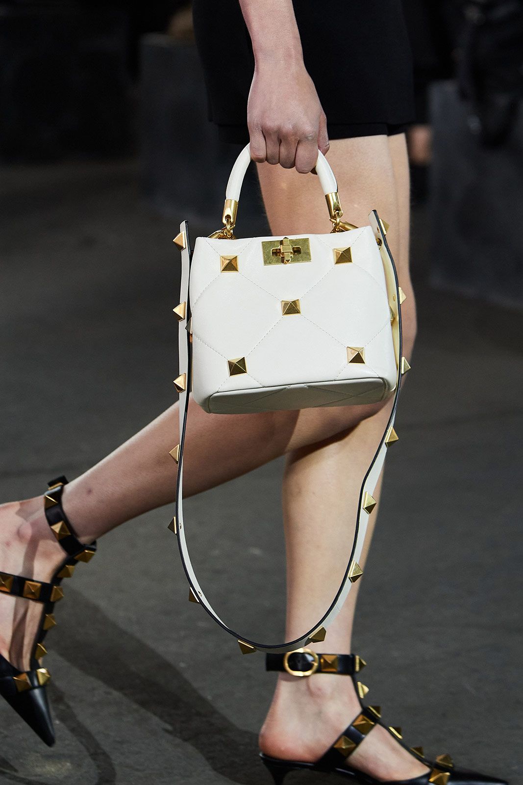 Valentino Metalmagazine 12.jpg