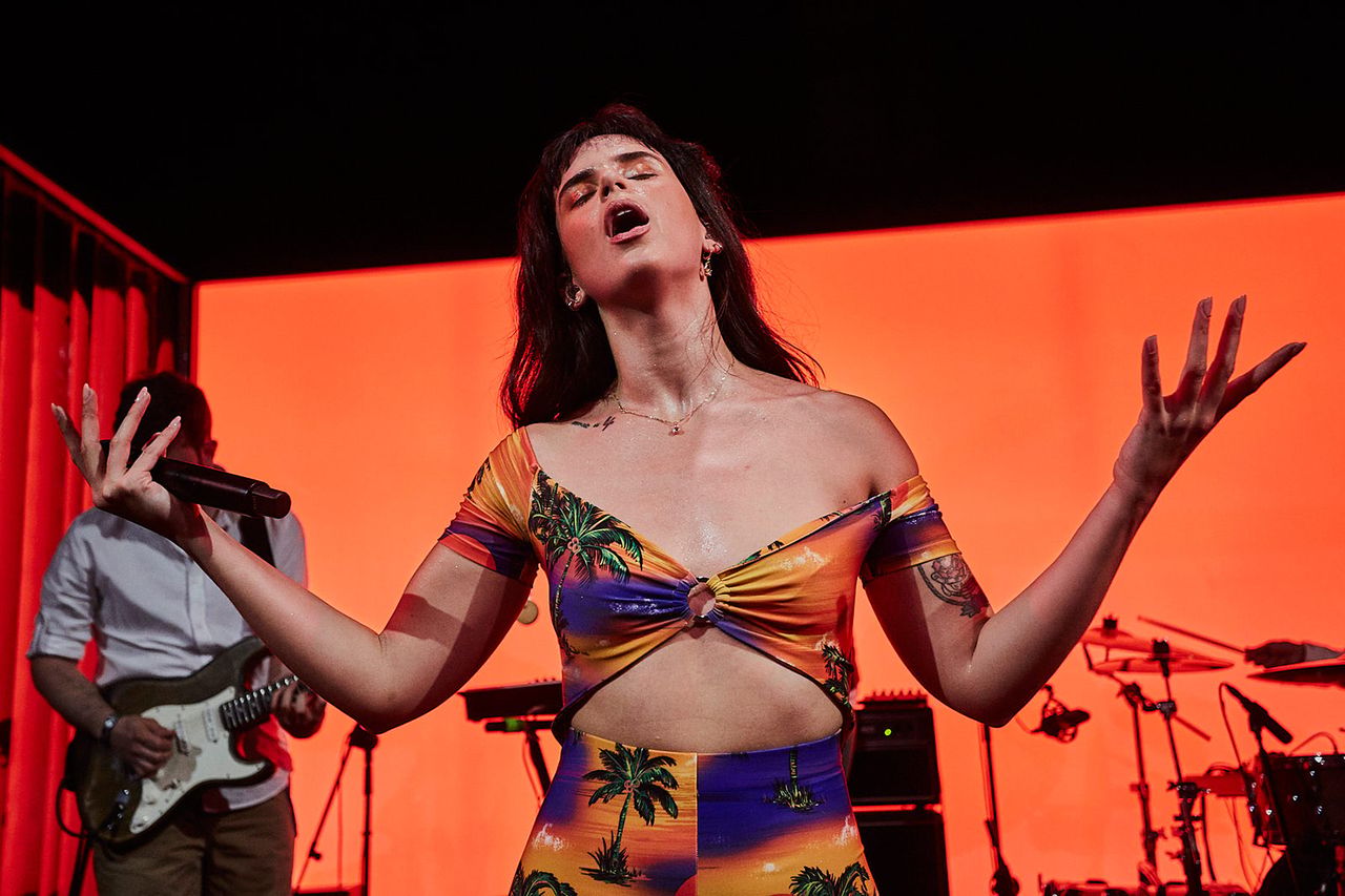 Bershka on Stage Nathy Peluso Metalmagazine 2.jpg
