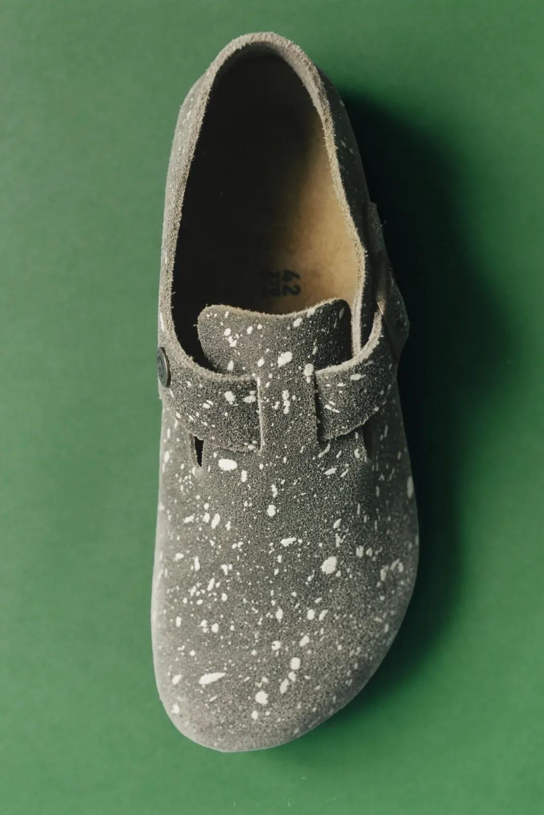 metal-birkenstock-song-for-the-mute-35.webp