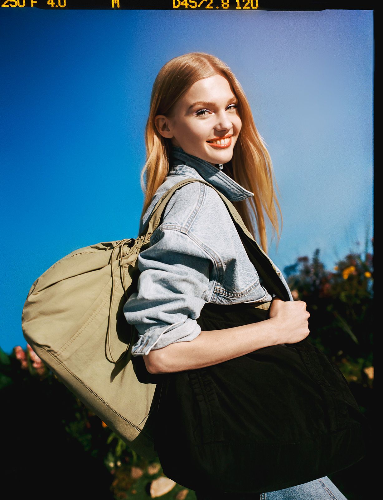 03_LEFTIES-BAGS-COLLECCTION---PARACHUTE.jpg